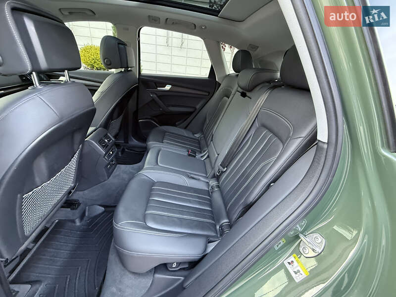 Внедорожник / Кроссовер Audi Q5 2021 в Одессе