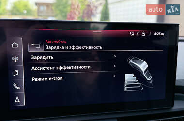 Позашляховик / Кросовер Audi Q5 2021 в 