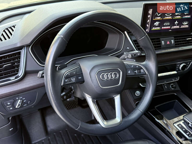 Внедорожник / Кроссовер Audi Q5 2021 в Одессе