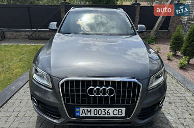 Позашляховик / Кросовер Audi Q5 2015 в Малині