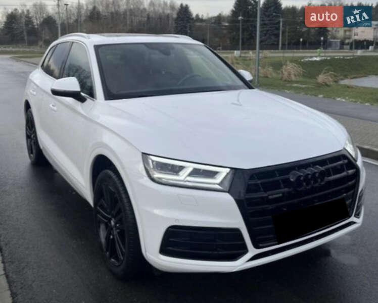Внедорожник / Кроссовер Audi Q5 2017 в Золочеве