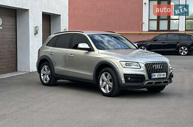 Позашляховик / Кросовер Audi Q5 2012 в 