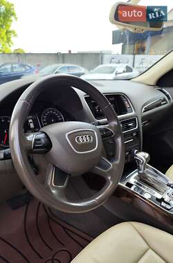 Внедорожник / Кроссовер Audi Q5 2013 в 