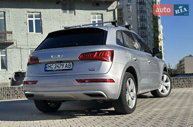 Внедорожник / Кроссовер Audi Q5 2017 в 