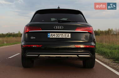 Позашляховик / Кросовер Audi Q5 2021 в 