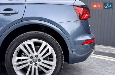 Внедорожник / Кроссовер Audi Q5 2018 в 
