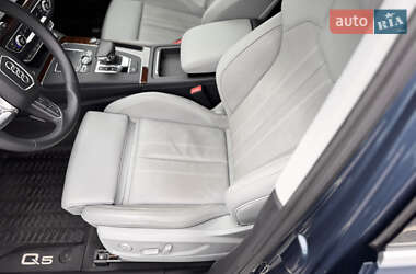 Внедорожник / Кроссовер Audi Q5 2018 в 