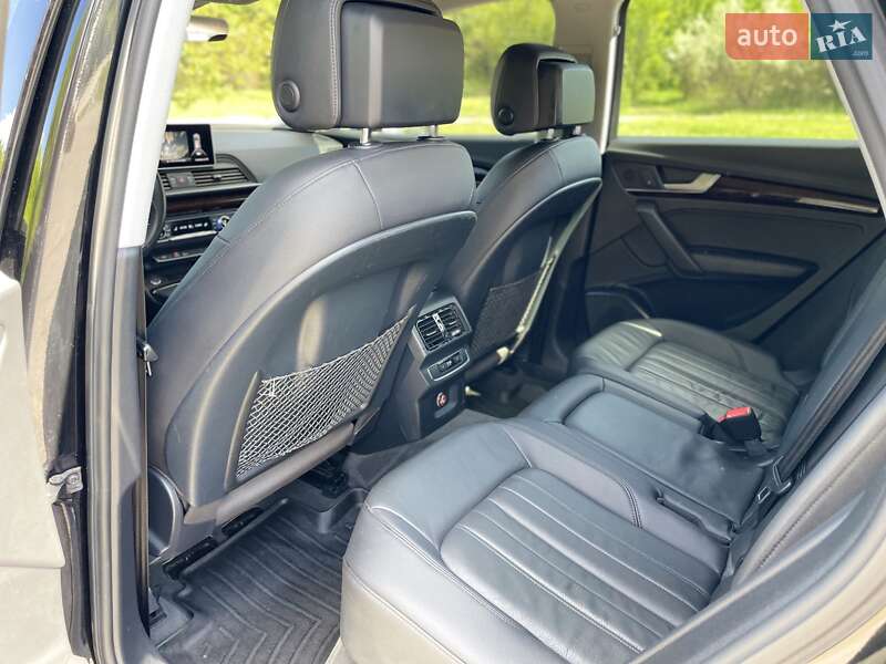 Внедорожник / Кроссовер Audi Q5 2018 в Днепре