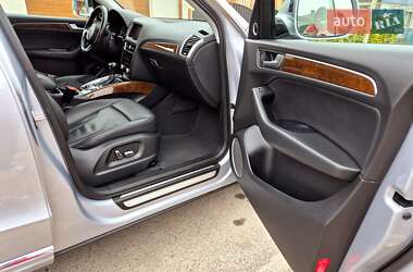Внедорожник / Кроссовер Audi Q5 2015 в 