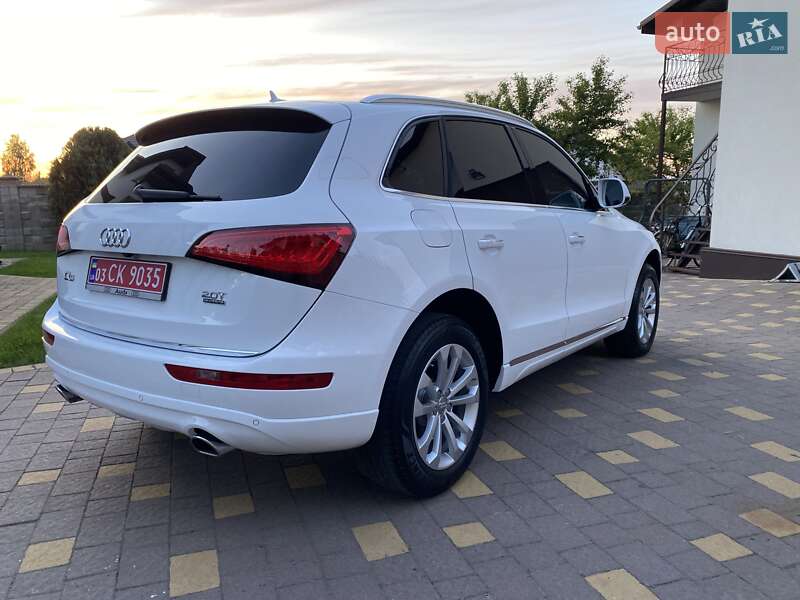 Позашляховик / Кросовер Audi Q5 2015 в Рівному