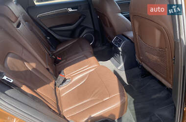 Внедорожник / Кроссовер Audi Q5 2015 в 