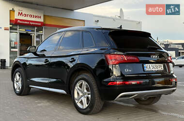 Внедорожник / Кроссовер Audi Q5 2017 в 