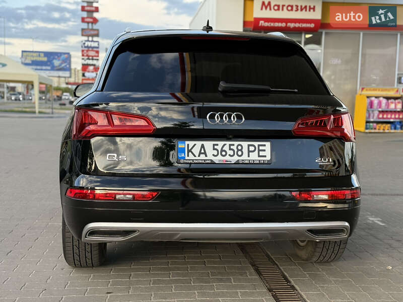 Внедорожник / Кроссовер Audi Q5 2017 в Киеве