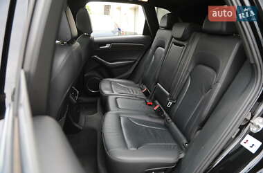 Позашляховик / Кросовер Audi Q5 2016 в 