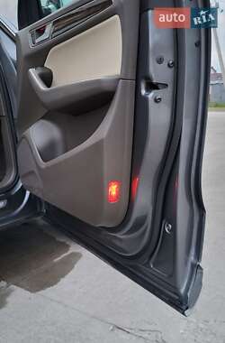 Внедорожник / Кроссовер Audi Q5 2013 в 