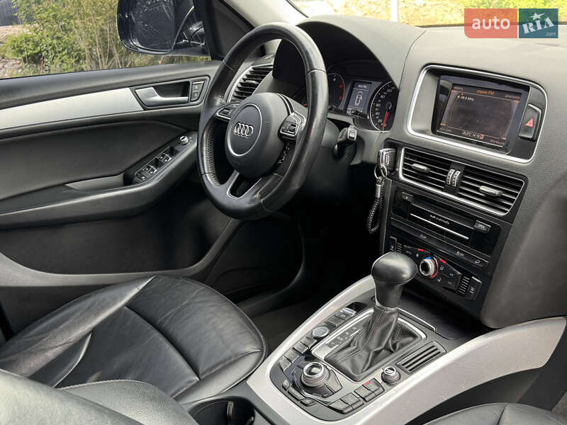 Позашляховик / Кросовер Audi Q5 2016 в Самборі