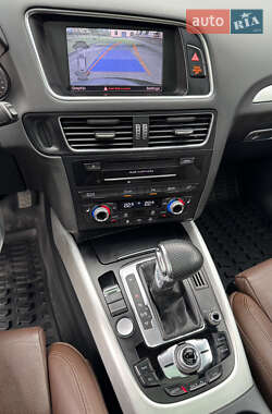 Внедорожник / Кроссовер Audi Q5 2012 в 