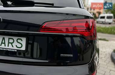 Внедорожник / Кроссовер Audi Q5 2022 в 