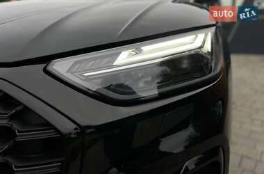 Внедорожник / Кроссовер Audi Q5 2022 в 