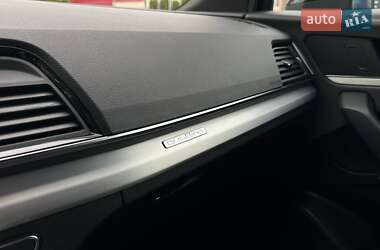 Внедорожник / Кроссовер Audi Q5 2022 в 