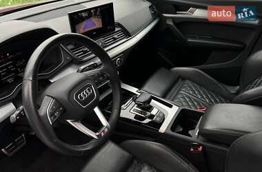Внедорожник / Кроссовер Audi Q5 2022 в 