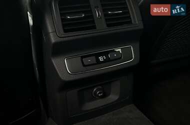 Внедорожник / Кроссовер Audi Q5 2022 в 