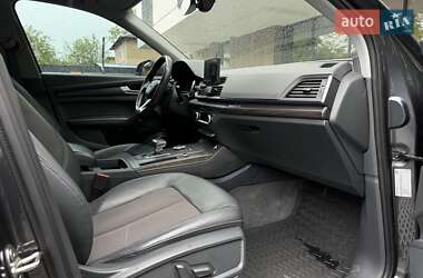 Внедорожник / Кроссовер Audi Q5 2017 в 
