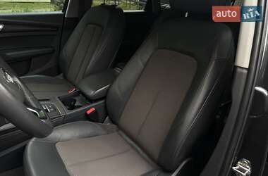 Внедорожник / Кроссовер Audi Q5 2017 в 