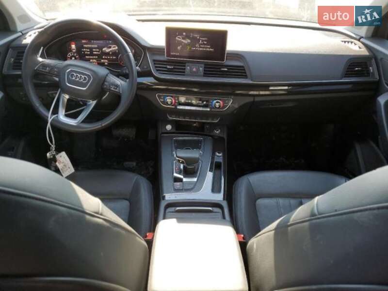 Позашляховик / Кросовер Audi Q5 2020 в Богуславі