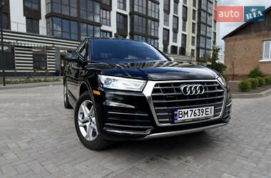 Позашляховик / Кросовер Audi Q5 2017 в Ромнах