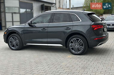 Внедорожник / Кроссовер Audi Q5 2019 в 