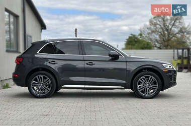 Внедорожник / Кроссовер Audi Q5 2019 в 
