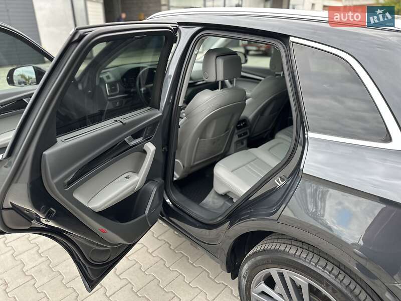 Внедорожник / Кроссовер Audi Q5 2019 в Львове