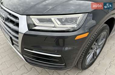 Внедорожник / Кроссовер Audi Q5 2019 в 
