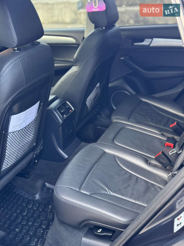 Позашляховик / Кросовер Audi Q5 2013 в Івано-Франківську