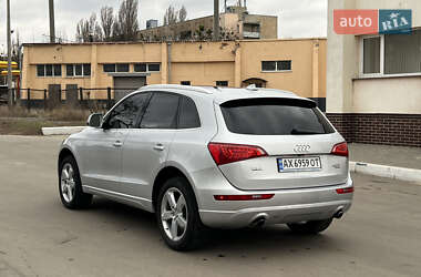 Внедорожник / Кроссовер Audi Q5 2011 в 
