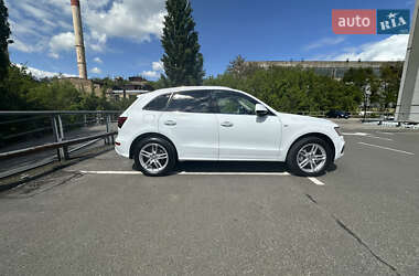 Позашляховик / Кросовер Audi Q5 2016 в Києві