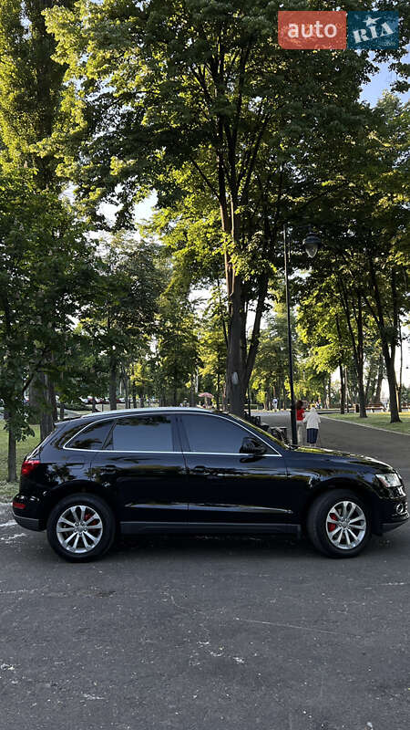 Внедорожник / Кроссовер Audi Q5 2014 в Киеве