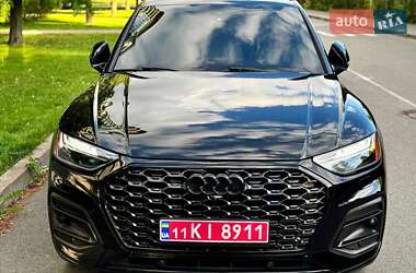 Позашляховик / Кросовер Audi Q5 2021 в 