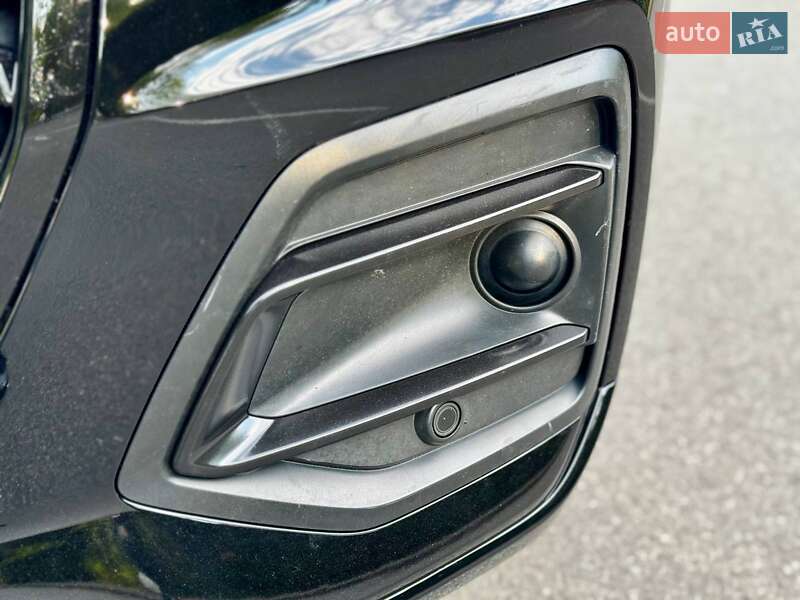 Внедорожник / Кроссовер Audi Q5 2021 в Киеве