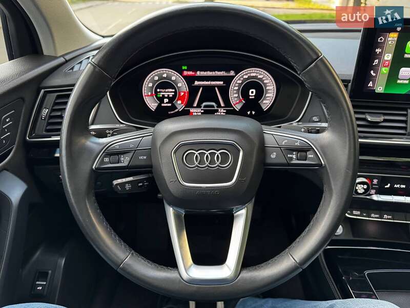 Внедорожник / Кроссовер Audi Q5 2021 в Киеве