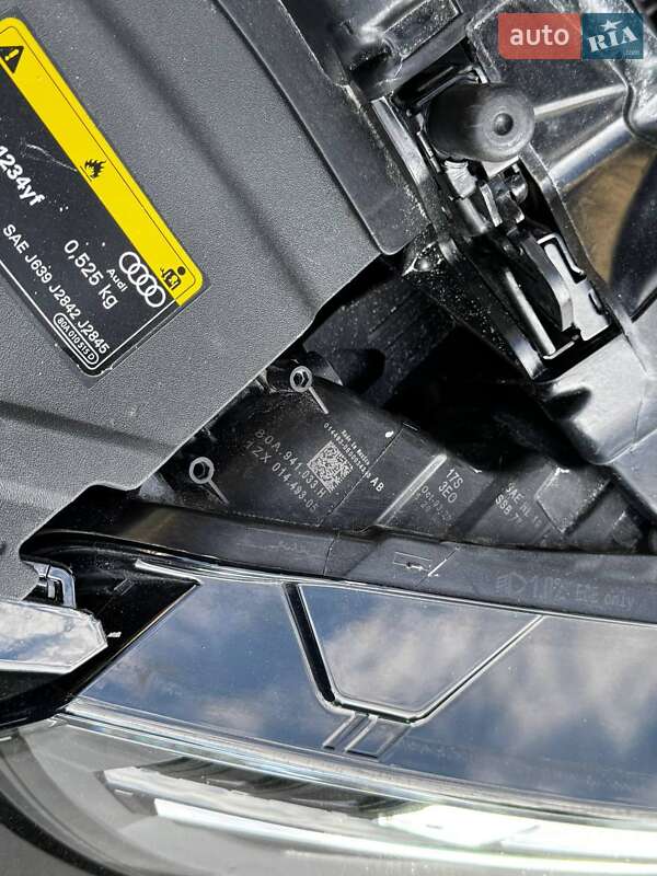 Внедорожник / Кроссовер Audi Q5 2021 в Киеве