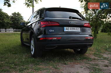 Позашляховик / Кросовер Audi Q5 2017 в 