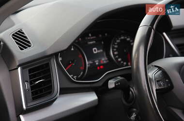 Позашляховик / Кросовер Audi Q5 2017 в 
