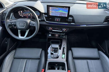 Внедорожник / Кроссовер Audi Q5 2021 в 