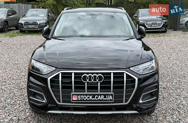 Внедорожник / Кроссовер Audi Q5 2021 в 
