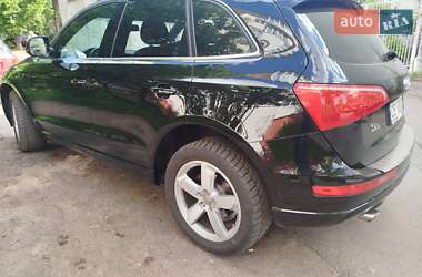 Внедорожник / Кроссовер Audi Q5 2012 в 