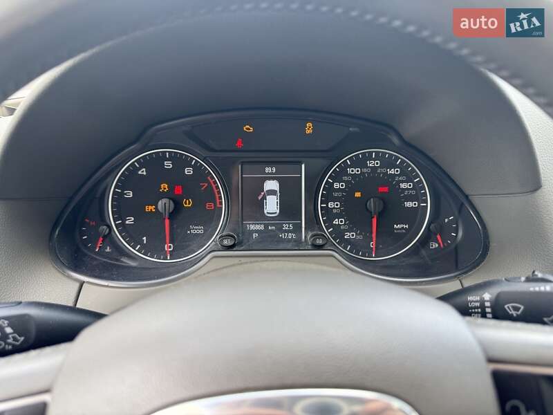 Внедорожник / Кроссовер Audi Q5 2011 в Киеве
