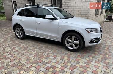 Внедорожник / Кроссовер Audi Q5 2017 в 