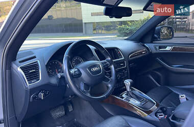 Позашляховик / Кросовер Audi Q5 2011 в 